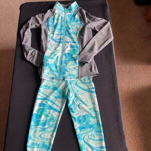 Girls Size 8 (2 piece Justice Zip-up Jacket with matching leggings)